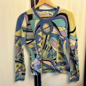 Neiman Marcus cashmere sweater